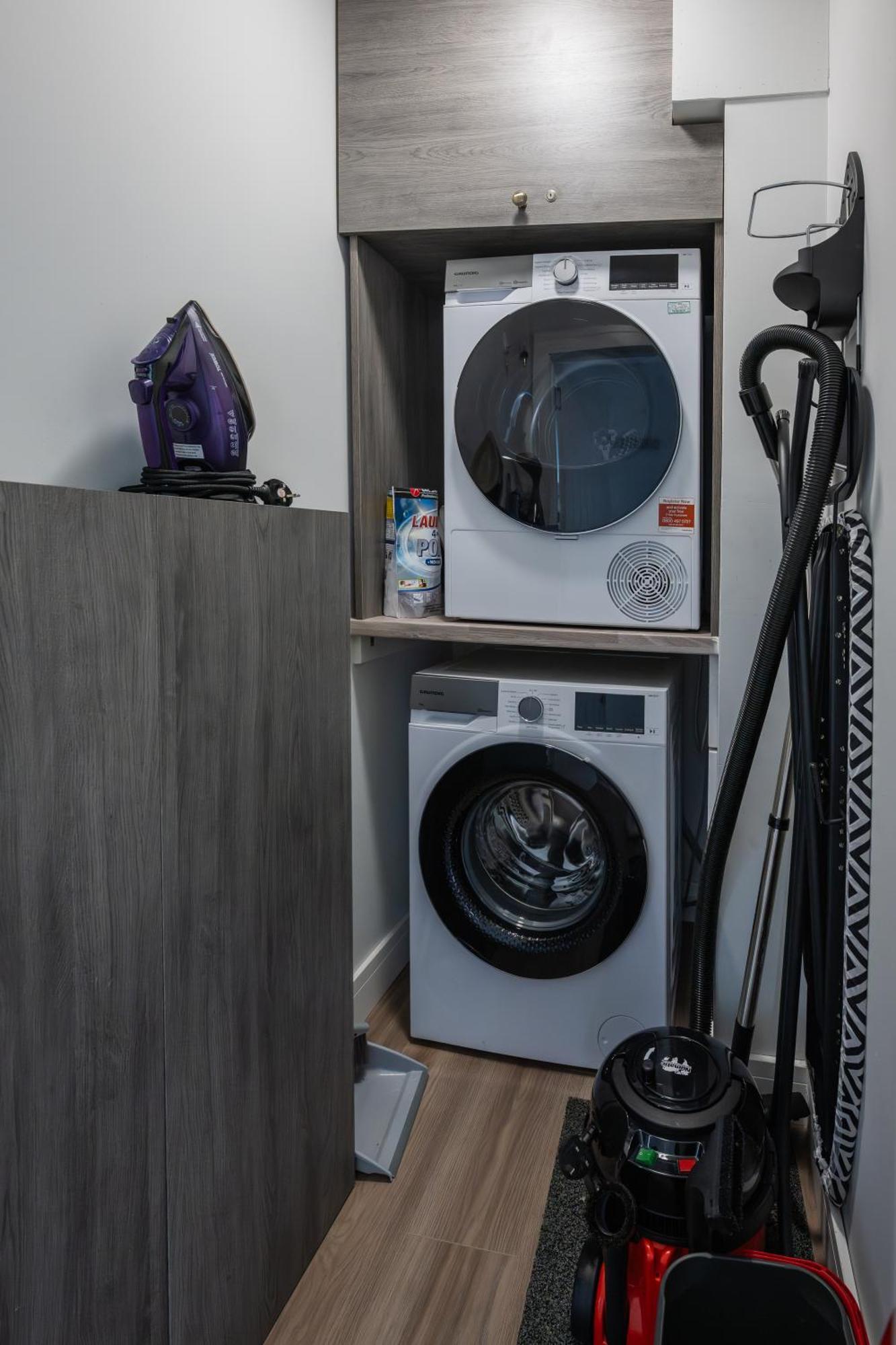 Quiet 2 Bedroom Gem In Stirling Bridge of Allan Exterior photo